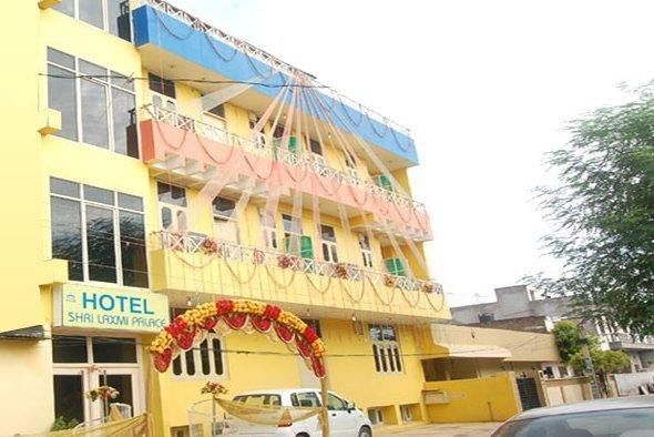 Fabhotel Shri Laxmi Palace Dźajpur Zewnętrze zdjęcie